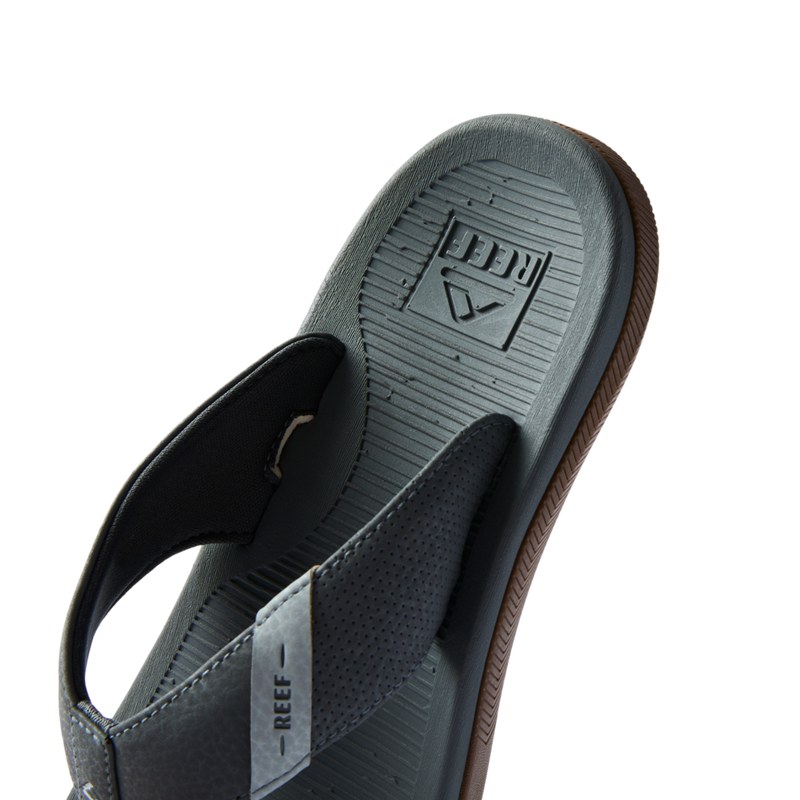 Boys' Reef Youth Santa Ana Sandals - GREY
