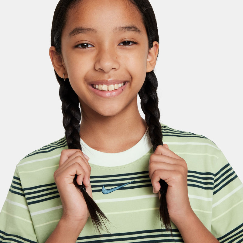 Girls' Nike Youth Essentials+ Boxy T-Shirt - 343 - HONEYDEW