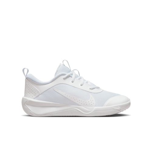 Girls' Nike Youth Omni Multi-Court - 100 - WHITE