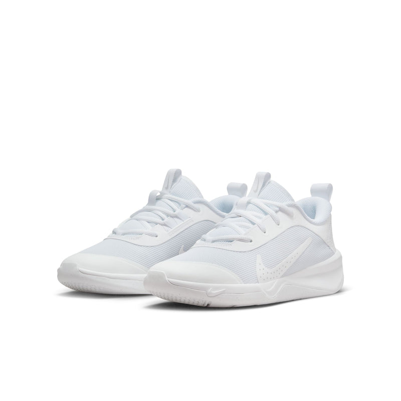 Girls' Nike Youth Omni Multi-Court - 100 - WHITE