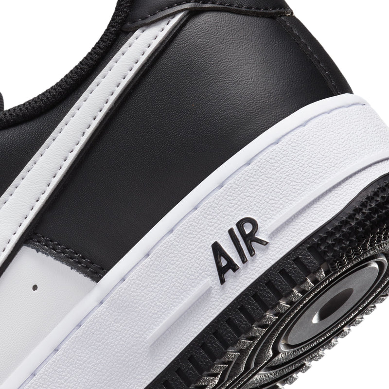 Men's Nike Air Force 1 '07 - 001WH/BK