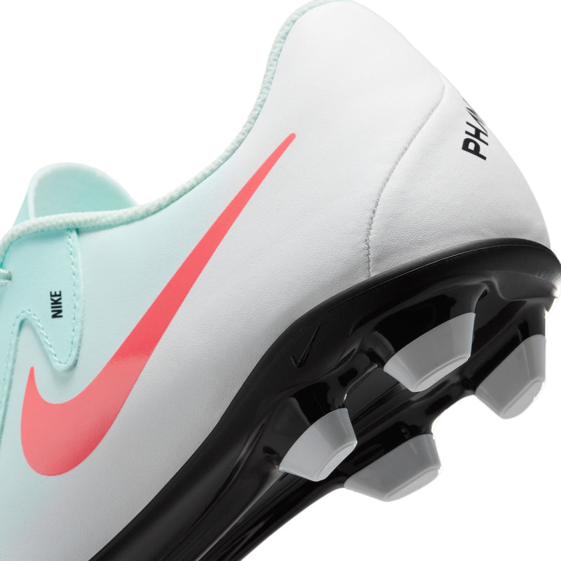 Men's Nike Phantom GX 2 Club Soccer Cleats - 300MINT