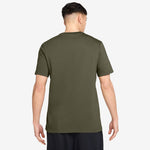 Men's Nike Sportswear Club T-Shirt - 225OLIVE