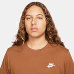Men's Nike Sportswear Club T-Shirt - 281BTAN