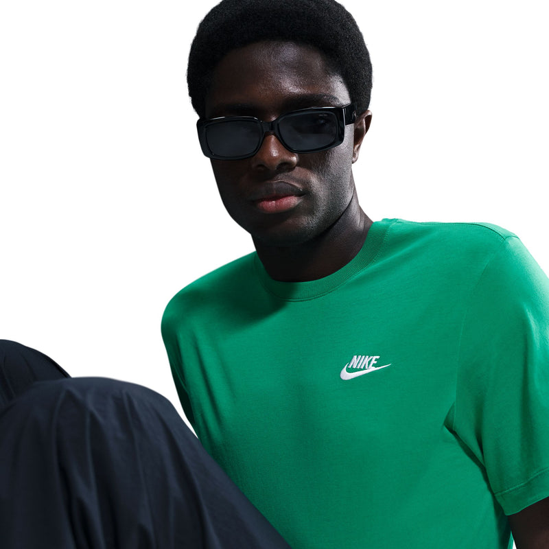 Men's Nike Sportswear Club T-Shirt - 324GREEN