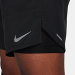 Men's Nike Stride 2-in-1 7" Short - 010 - BLACK