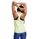 Under Armour Knockout Tank - 383RGREE