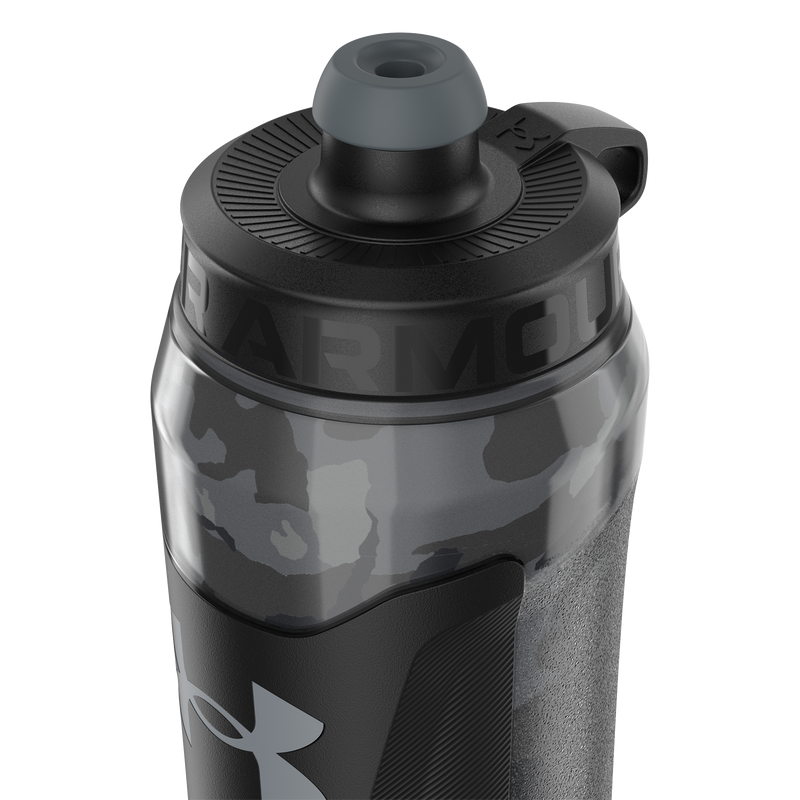 Under Armour Playmaker Squeeze 28oz Insulated Water Bottle - 006 - BLACK