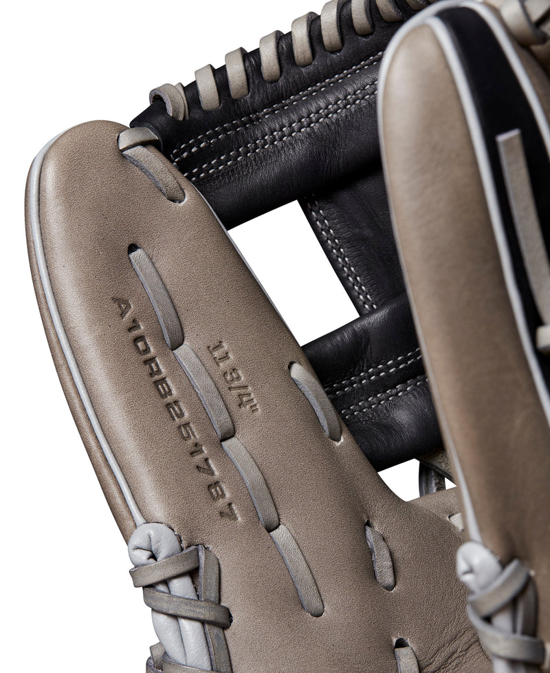 Wilson A1000 1787 11.75" Infield Baseball Glove