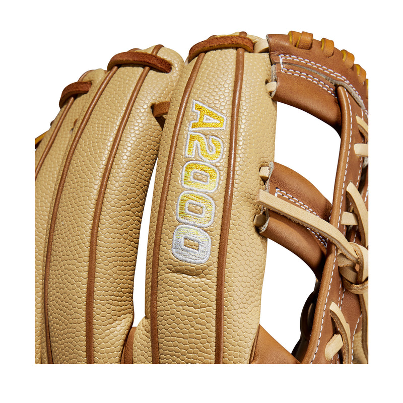 Wilson A2000 12" Infield Baseball Glove