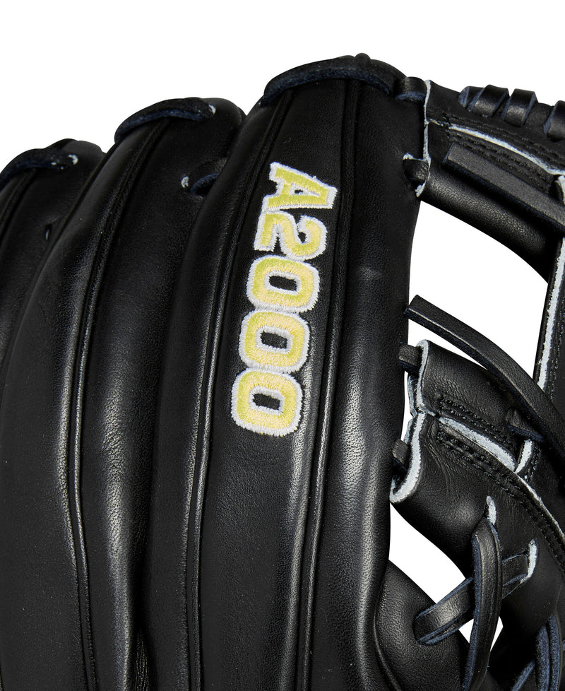 Wilson A2000 1975 Classics Series 11.75" Infield Baseball Glove - BLACK