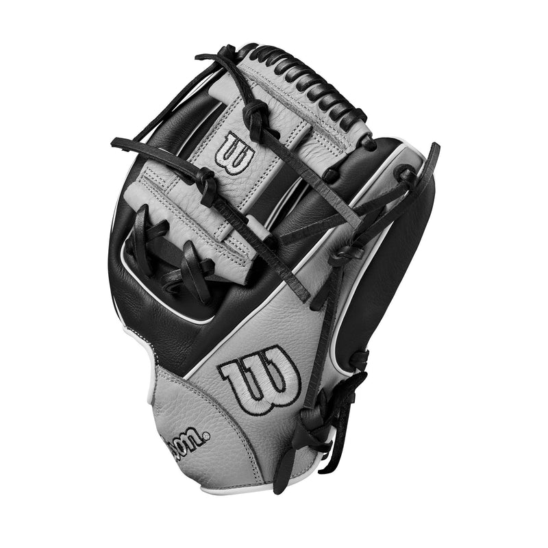 Wilson A700 11.5" Baseball Glove - BLACK/SILVER