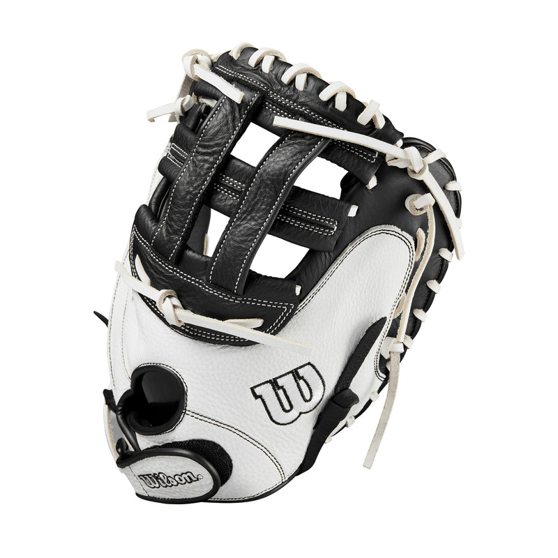 Wilson A700 33" Fastpitch Softball Catchers Mitt - BLACK/WHITE