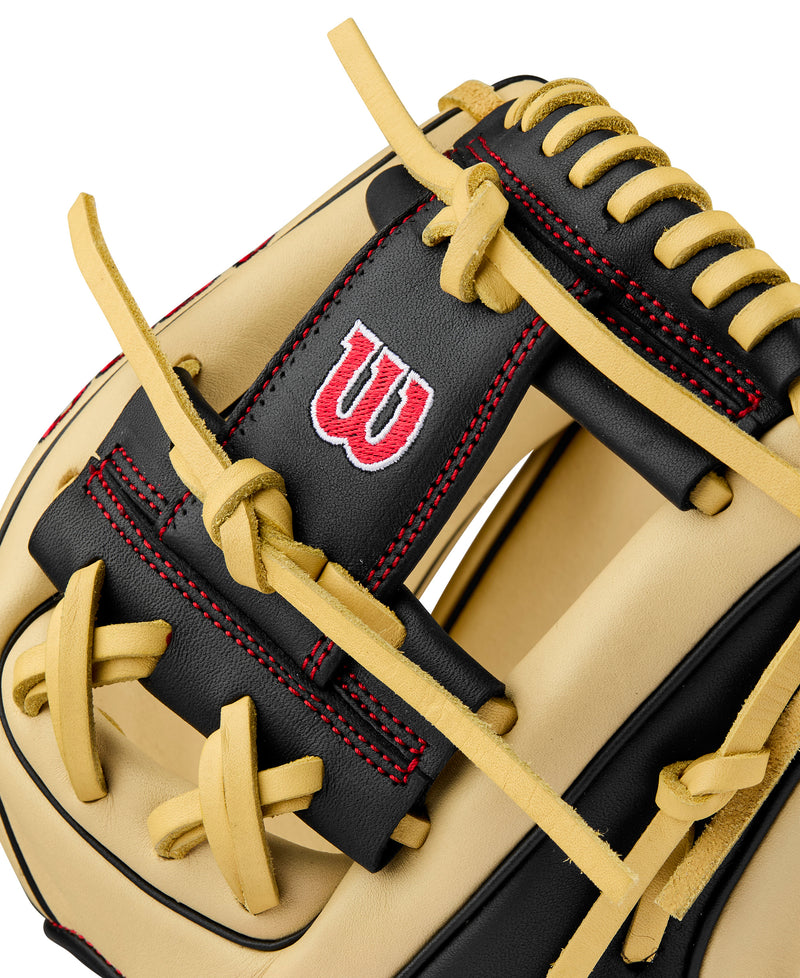 Wilson A900 PF115 Pedroia Fit 11.5" Infield Baseball Glove - BLONDE