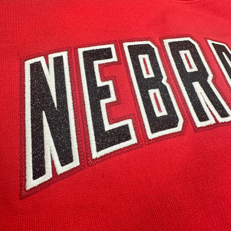 Women's Nebraska Huskers Glittler Embroidery Powerblend Sweatshirt - SCARLET