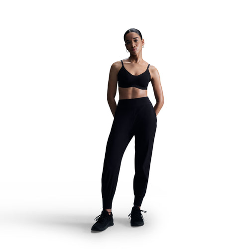 Women's Nike Bliss Mid-Rise 7/8 Joggers - 010 - BLACK