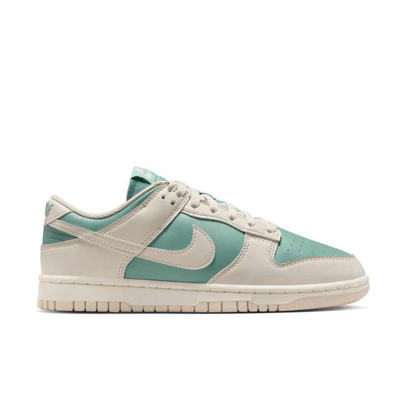 Women's Nike Dunk Low - 001CANNO