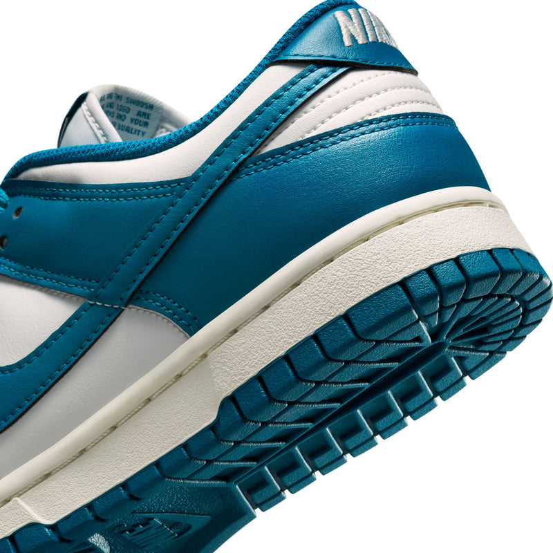 Women's Nike Dunk Low - 301 - GREEN ABYSS