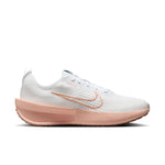 Women's Nike Interact Run   - 111 - WHITE/APRICOT