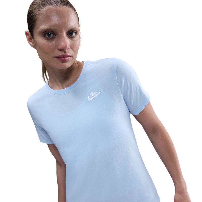 Women's Nike NSW Club Essentials T-Shirt - 441CELES