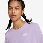 Women's Nike NSW Club Essentials T-Shirt - 511VIOLE