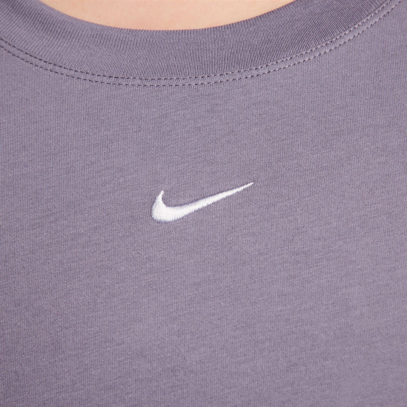 Women's Nike Plus Essential T-Shirt - 509DAYBR