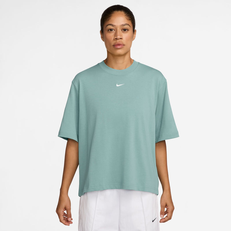Women's Nike Sportswear Essential Boxy T-Shirt - 018CANNO