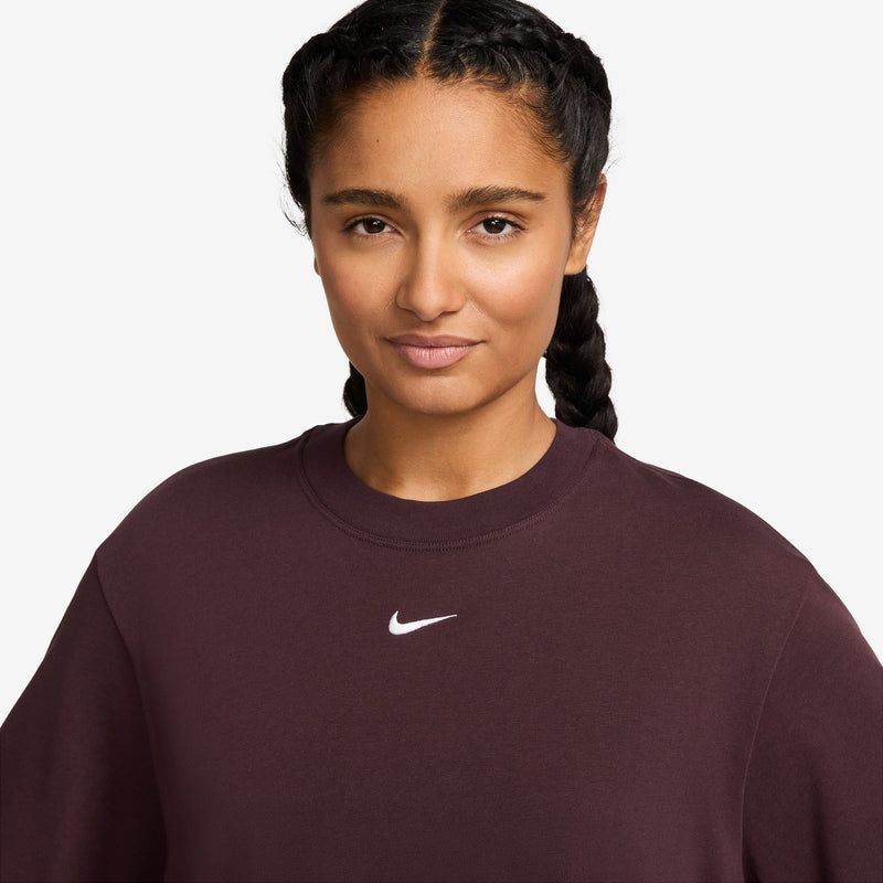 Women's Nike Sportswear Essential Boxy T-Shirt - 652BURGU
