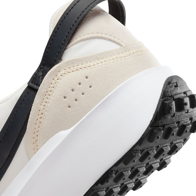 Women's Nike Waffle Debut - 102SANDR