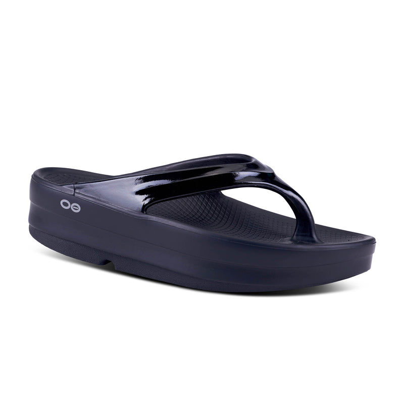 Women's OOFOS OOmega Sandal - BLACK