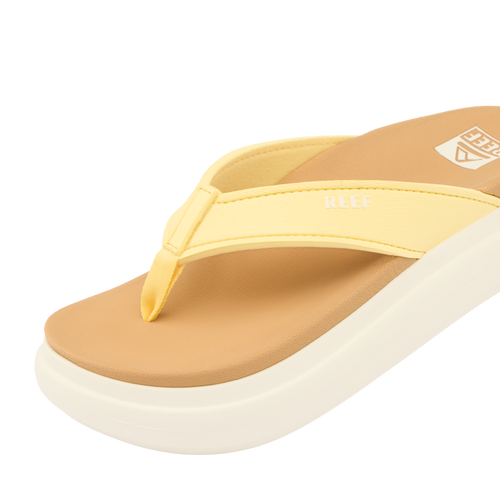 Women's Reef Cushion Bondi Sandals - BANANA